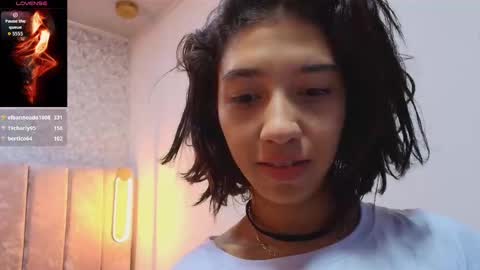 Snapshot of violet_606 chatting on September 14, 2025, 1:16 am Violeta online show from September 14, 2025, 1:16 am