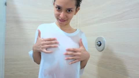 Snapshot of violet__15 chatting on July 11, 2026, 12:19 pm violet__15 online show from July 11, 2026, 12:19 pm