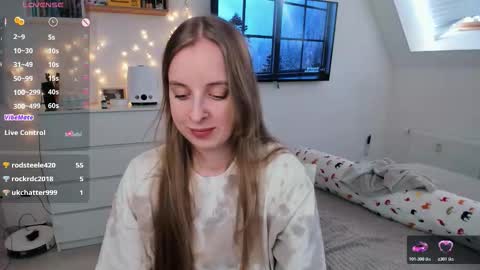 Violet online show from March 6, 2026, 12:56 pm