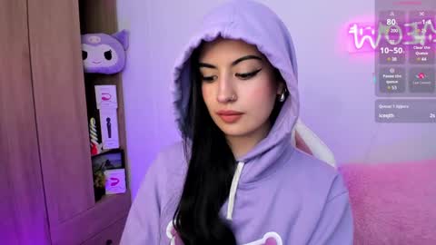 Snapshot of violet_catt chatting on December 5, 2024, 8:55 pm Violeta online show from December 5, 2024, 8:55 pm