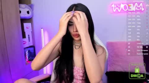 Snapshot of violet_catt chatting on February 21, 2025, 8:38 pm Violeta online show from February 21, 2025, 8:38 pm