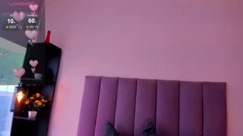 violet online show from March 28, 2026, 1:11 pm