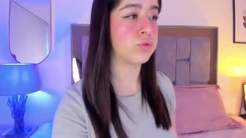 Violet Nova online show from June 25, 2026, 11:37 am