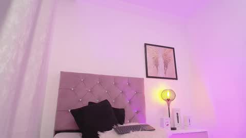 Mary online show from February 10, 2025, 2:05 pm