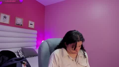 violet_sinclair online show from July 14, 2026, 11:16 am