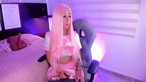 Snapshot of violet_spencer chatting on February 18, 2026, 1:34 am Violeta online show from February 18, 2026, 1:34 am