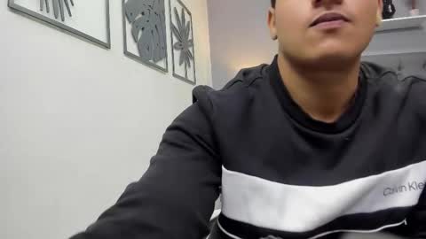 VIOLETA AND MAXX online show from October 28, 2025, 2:37 am