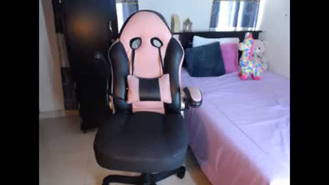 Snapshot of violeta_campbell chatting on February 21, 2025, 7:21 pm violeta.. online show from February 21, 2025, 7:21 pm