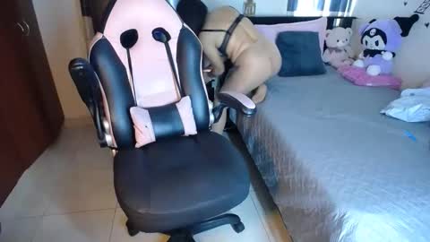 Snapshot of violeta_campbell chatting on October 27, 2025, 8:57 pm violeta.. online show from October 27, 2025, 8:57 pm