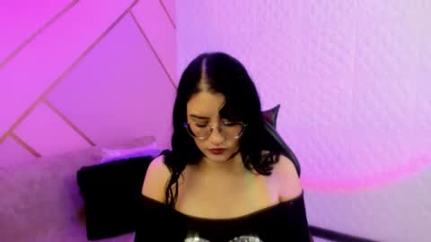 Snapshot of violeta_diazz chatting on February 28, 2026, 9:27 pm online show from February 28, 2026, 9:27 pm