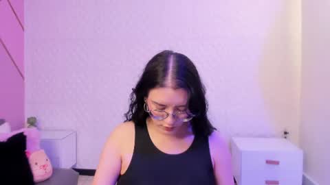 Snapshot of violeta_diazz chatting on July 7, 2026, 8:46 pm online show from July 7, 2026, 8:46 pm