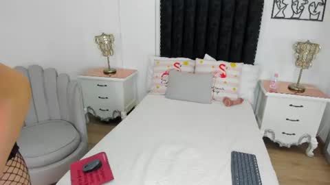 violeta_gomez_5 online show from July 17, 2026, 4:08 am