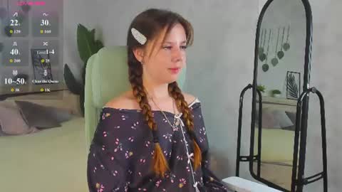 Snapshot of violeta_paul chatting on July 11, 2026, 12:57 am Violeta online show from July 11, 2026, 12:57 am