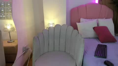 violeta_sannz online show from May 11, 2026, 2:45 pm