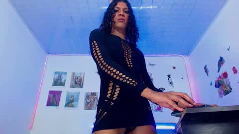 Snapshot of violetaconny chatting on February 1, 2026, 7:45 pm violetaconny online show from February 1, 2026, 7:45 pm