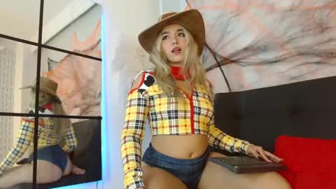 Violeta online show from October 31, 2025, 12:17 pm