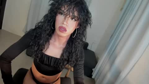 Violet online show from January 12, 2025, 8:25 pm