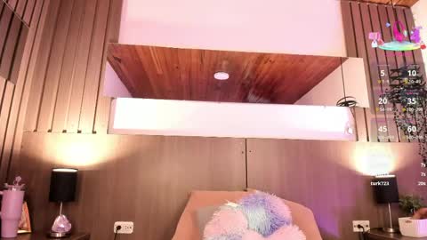Snapshot of violetcarson_ chatting on May 28, 2026, 1:41 pm Violet online show from May 28, 2026, 1:41 pm