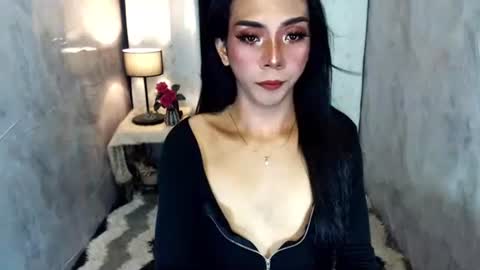 Snapshot of violeterection chatting on January 21, 2025, 5:38 am JUVY online show from January 21, 2025, 5:38 am