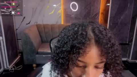 violeth_b online show from February 7, 2026, 1:37 pm