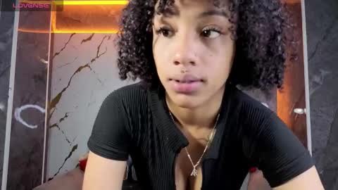 violeth_b online show from March 29, 2026, 1:00 pm