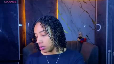 Snapshot of violeth_b chatting on July 8, 2026, 1:15 pm violeth_b online show from July 8, 2026, 1:15 pm