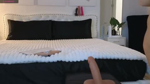 Snapshot of violetik888 chatting on January 13, 2026, 5:13 am VioletBaby online show from January 13, 2026, 5:13 am