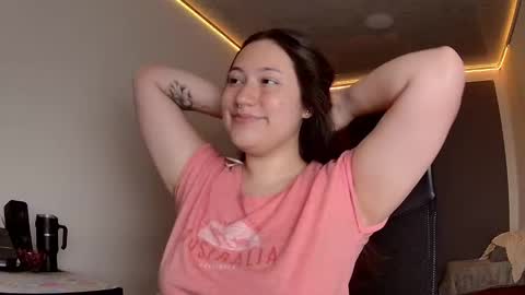 Snapshot of violetmoon24 chatting on September 25, 2025, 11:03 am Violeta online show from September 25, 2025, 11:03 am