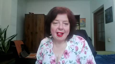 violetpulse online show from May 18, 2026, 1:39 pm