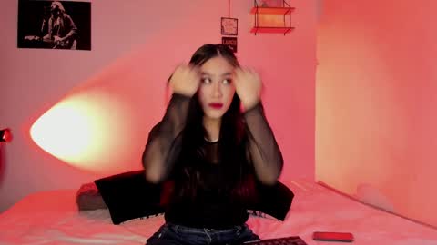 Snapshot of violetsalvatore chatting on January 4, 2025, 6:19 am Violet salvatore online show from January 4, 2025, 6:19 am