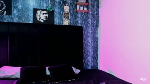 Snapshot of violetsalvatore chatting on February 23, 2025, 5:01 am Violet salvatore online show from February 23, 2025, 5:01 am