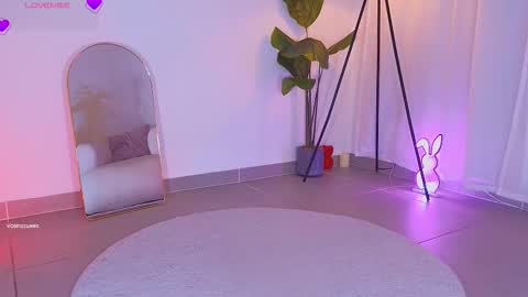 violetssweet online show from January 13, 2026, 1:00 am