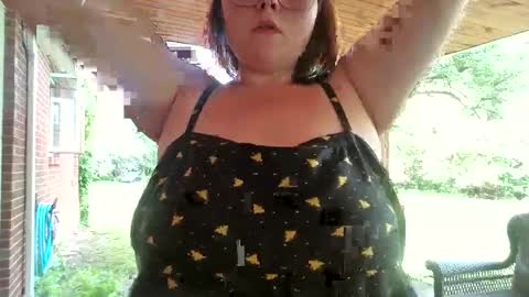 Snapshot of violetsunflower chatting on May 25, 2026, 6:58 pm VioletSunflower online show from May 25, 2026, 6:58 pm