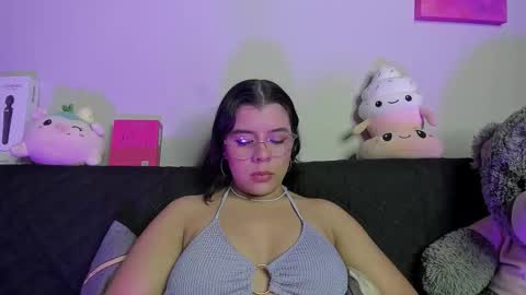 violeta online show from March 17, 2026, 10:02 pm