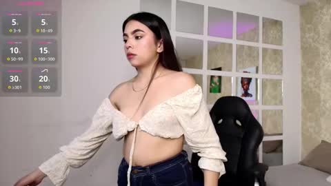 Snapshot of violett_eup chatting on November 2, 2025, 5:59 pm VIOLETTE online show from November 2, 2025, 5:59 pm