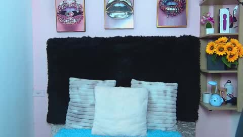 Violeta froz online show from October 10, 2025, 7:24 pm