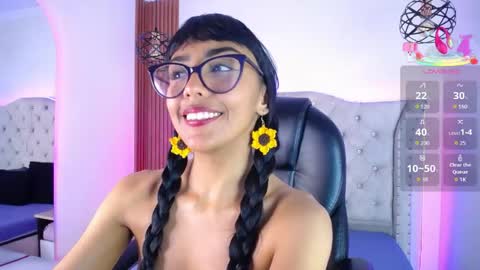 Violet online show from May 19, 2026, 1:56 am