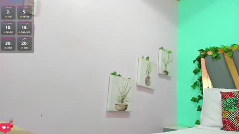 V I O L E T T E  online show from March 9, 2026, 4:55 pm