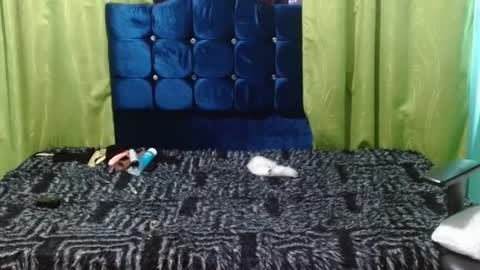Snapshot of violetta_dreams chatting on July 6, 2026, 7:27 pm violetta_dreams online show from July 6, 2026, 7:27 pm