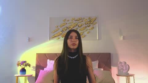 violetta_finch online show from July 18, 2026, 10:08 am