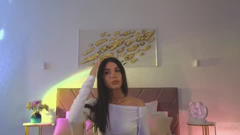 violetta_finch online show from July 26, 2026, 11:50 am