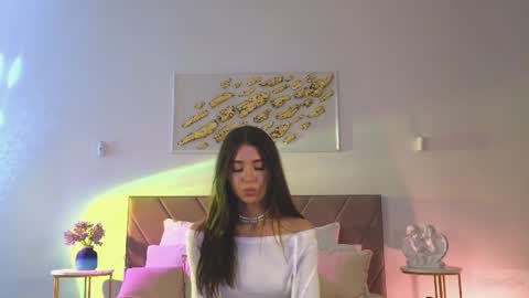 violetta_finch online show from July 28, 2026, 11:05 am