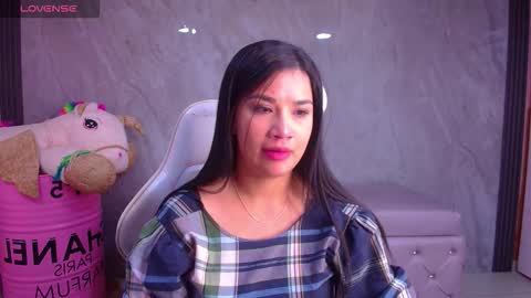 Violetta  online show from November 27, 2025, 3:08 am