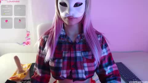 violettaarojass online show from November 8, 2025, 10:37 am