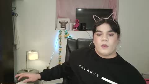 Snapshot of violettacam69 chatting on February 2, 2025, 9:08 am violettacam69 online show from February 2, 2025, 9:08 am