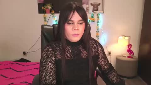 Snapshot of violettacam69 chatting on February 11, 2025, 10:26 am violettacam69 online show from February 11, 2025, 10:26 am