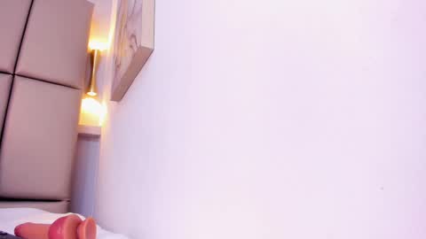 Violetta  online show from February 19, 2025, 8:20 pm