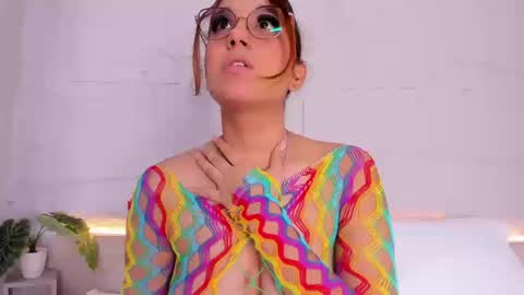 Violetta  online show from September 23, 2025, 7:50 pm