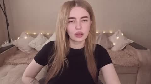 ViolettaOtis online show from July 5, 2026, 12:01 pm