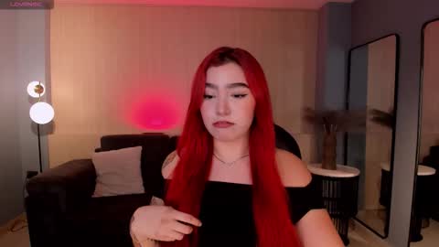 Violett Castel online show from October 28, 2025, 6:54 pm